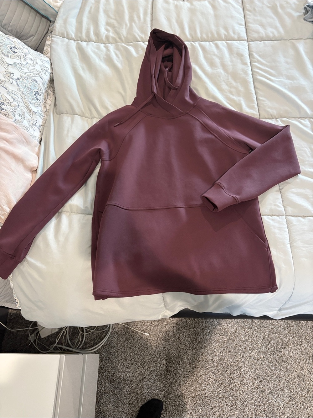 32 Degrees Women's Burgundy Hooded Pullover Sweatshirt